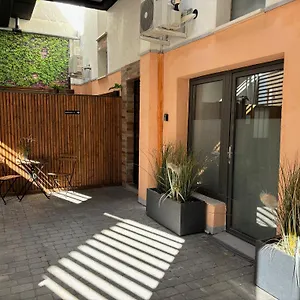 Apartahotel Casa, Aix-en-Provence